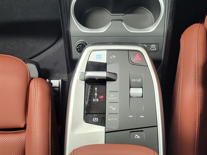 BMW iX1 2026
