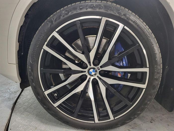 BMW X5 2021