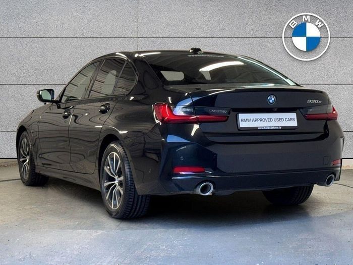 BMW 3 Series 2024