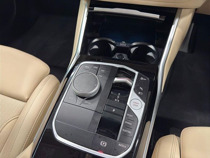 BMW 3 Series 2024