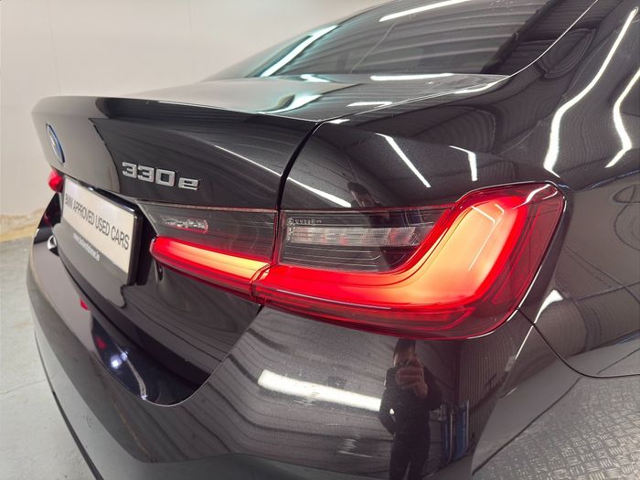 BMW 3 Series 2024