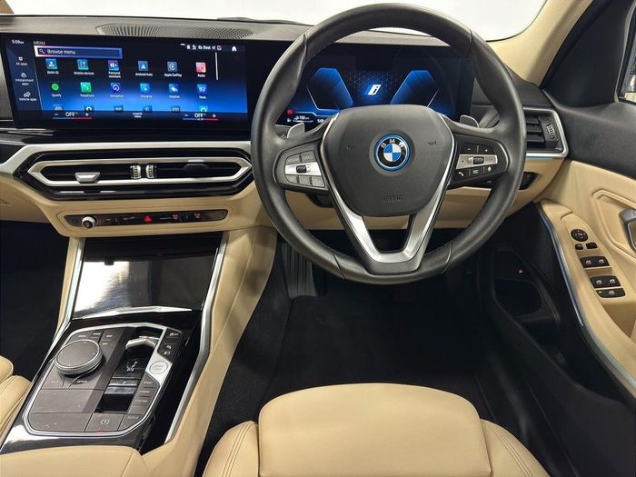 BMW 3 Series 2024