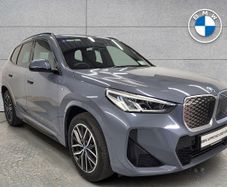 BMW iX1 2024