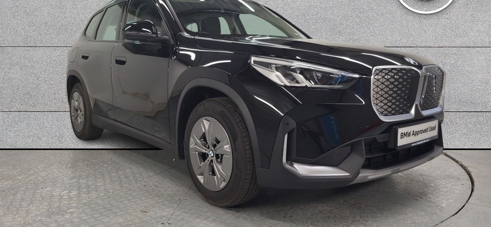 BMW iX1 2026