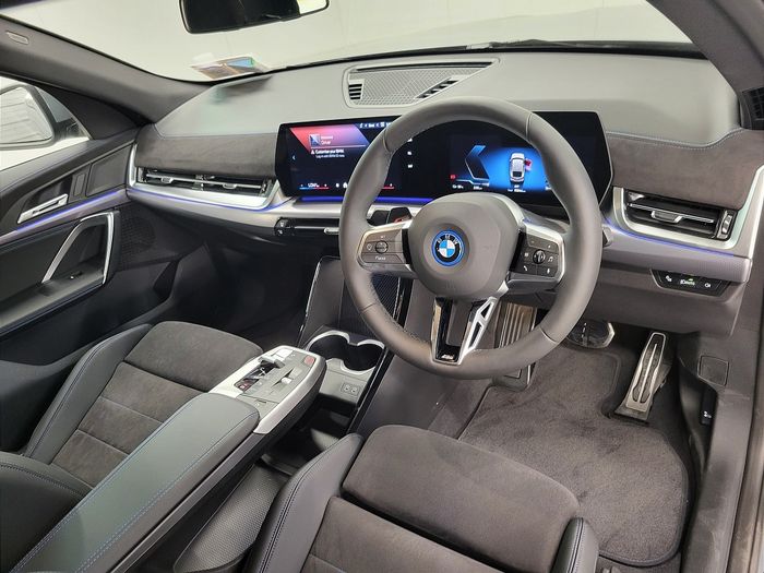 BMW iX2 2026