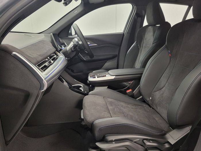 BMW iX2 2026