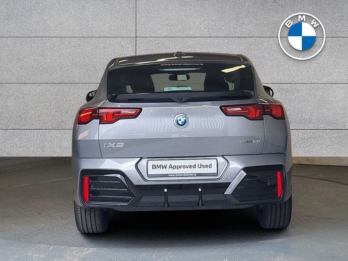 BMW iX2 2026