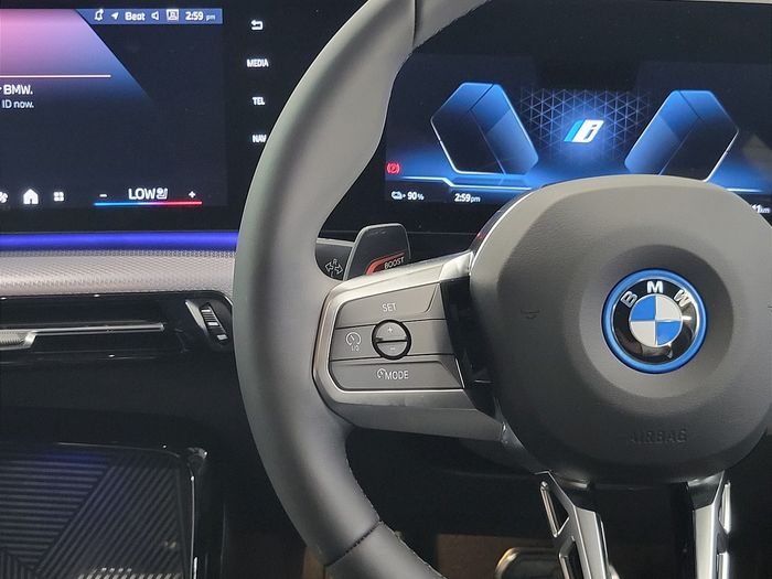 BMW iX2 2026