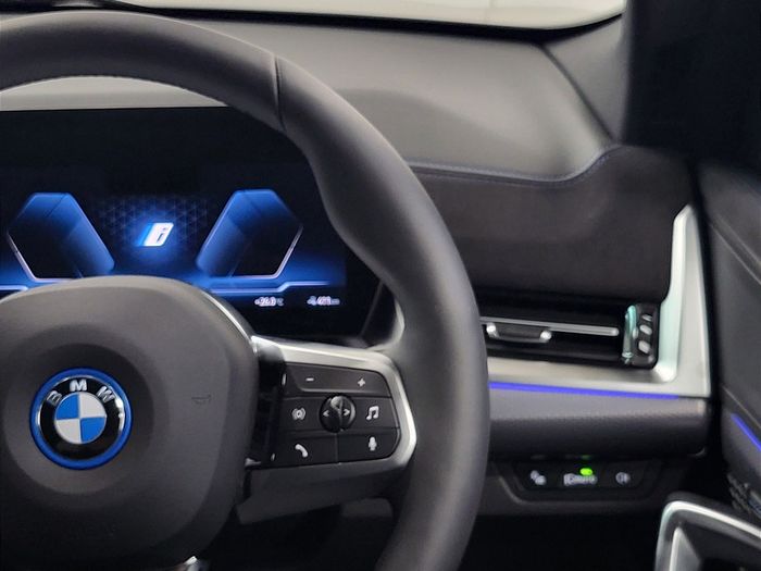 BMW iX2 2026