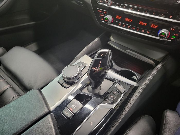 BMW 5 Series 2020