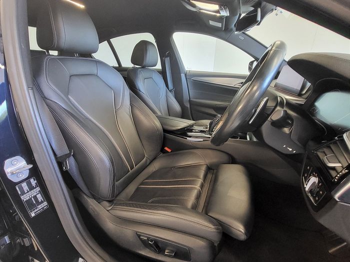 BMW 5 Series 2020