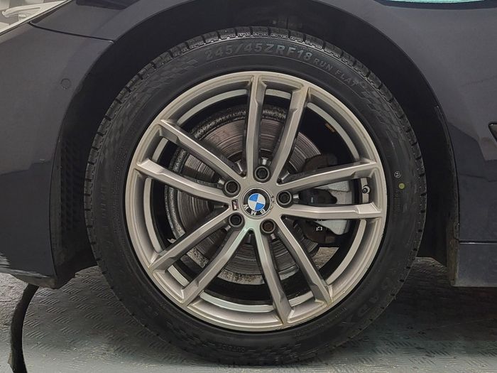 BMW 5 Series 2020