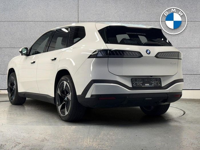 BMW iX3 2026