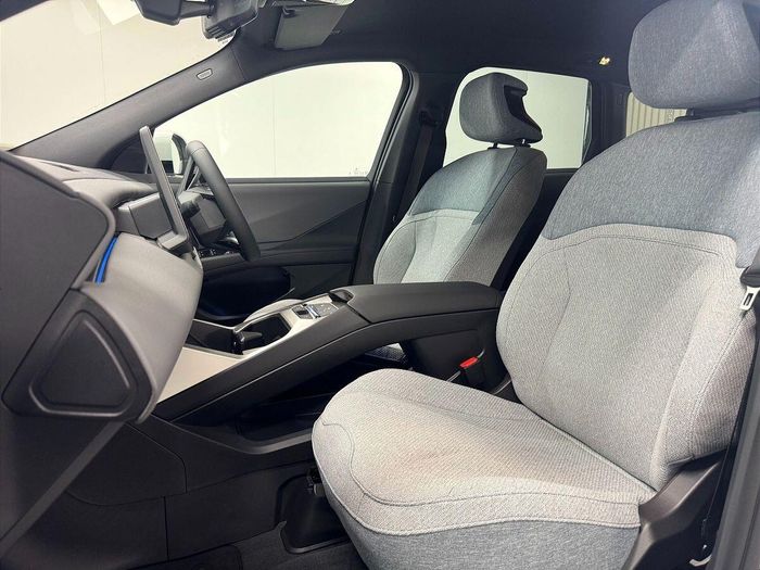 BMW iX3 2026