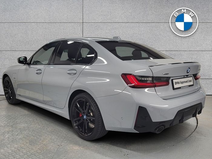 BMW 3 Series 2023