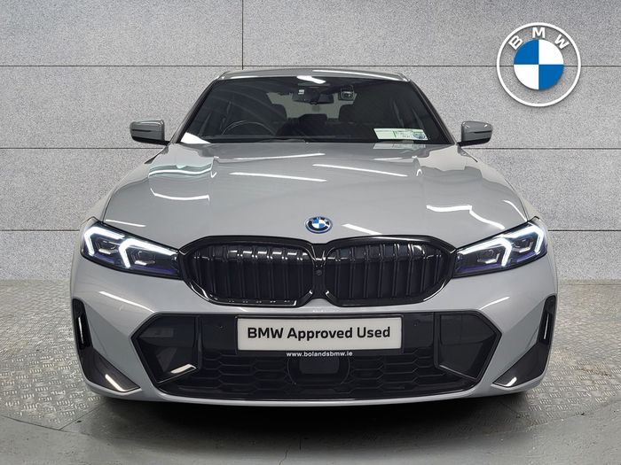 BMW 3 Series 2023