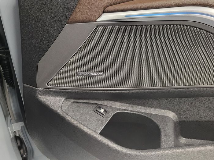 BMW 3 Series 2023