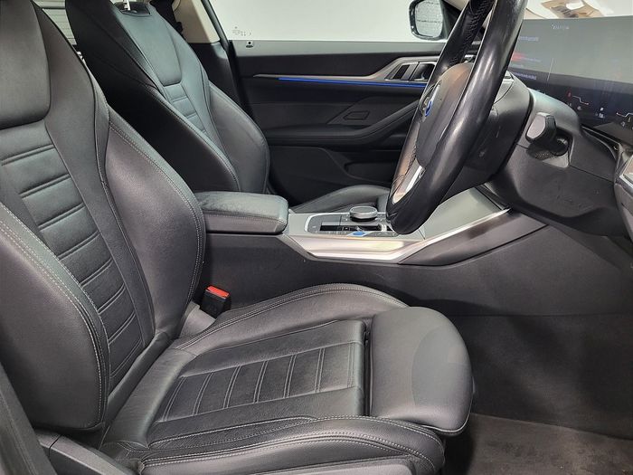 BMW i4 2024