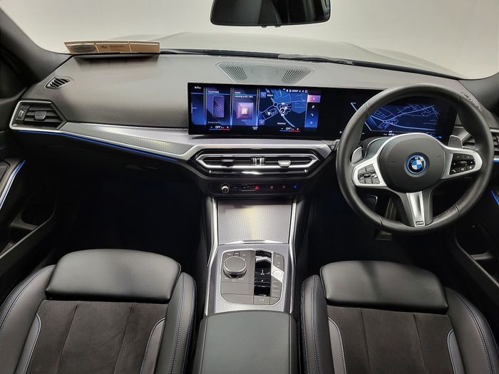 BMW 3 Series 2024