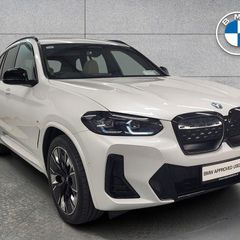 BMW iX3 2024