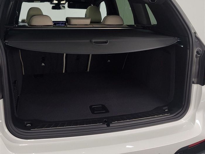 BMW iX3 2024