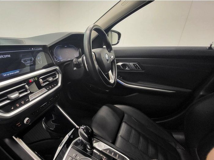 BMW 3 Series 2022