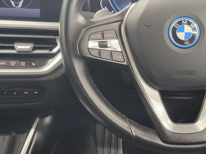BMW 3 Series 2022