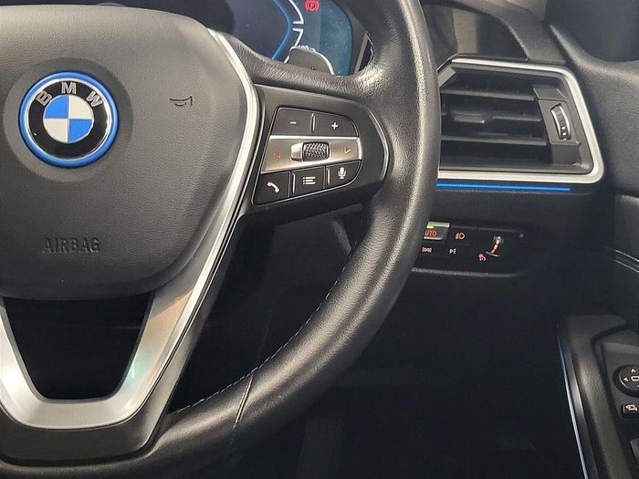BMW 3 Series 2022
