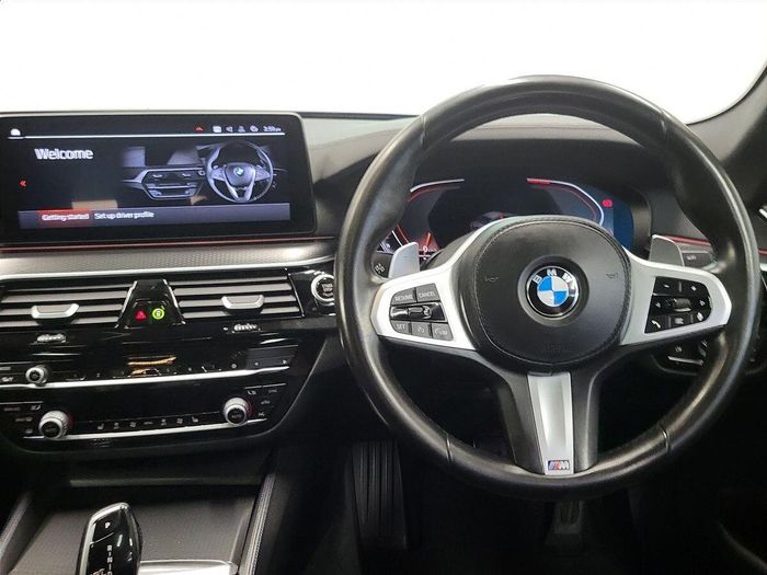 BMW 5 Series 2021