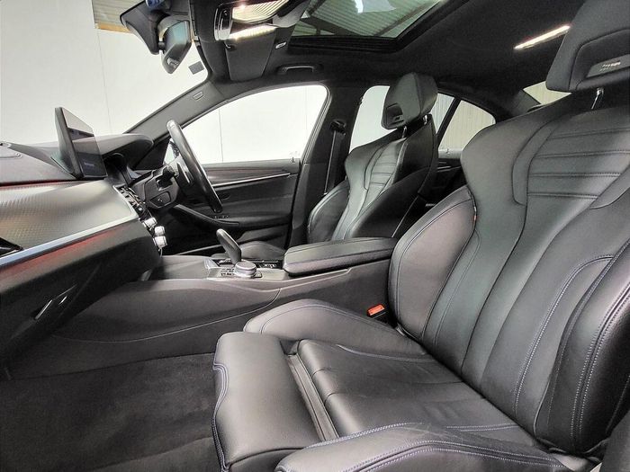 BMW 5 Series 2021