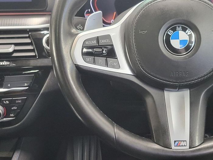 BMW 5 Series 2021