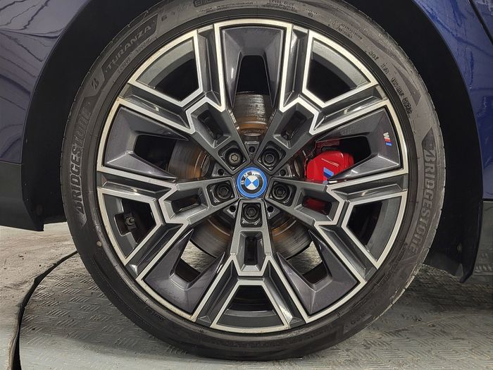 BMW 5 Series 2024