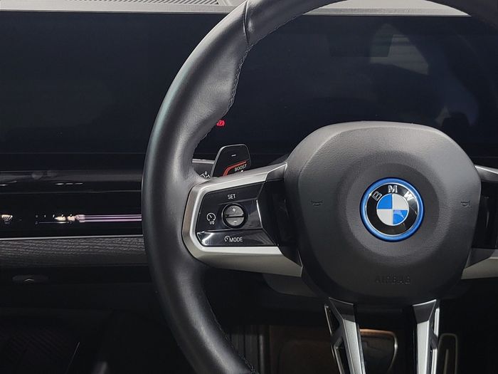 BMW 5 Series 2024