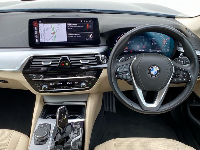 BMW 5 Series 2024