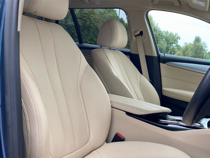 BMW 5 Series 2024