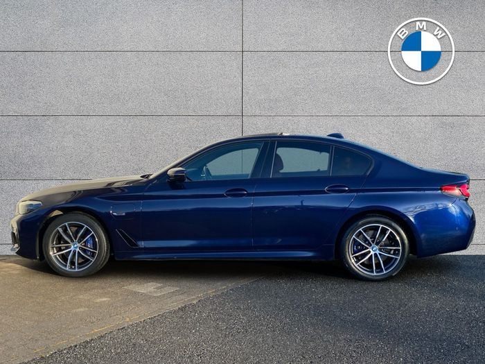 BMW 5 Series 2023