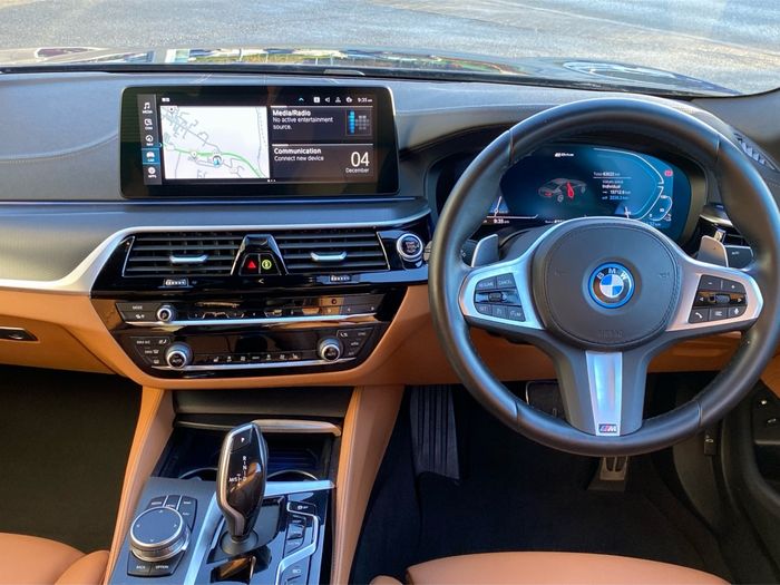 BMW 5 Series 2023