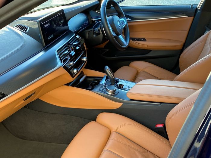 BMW 5 Series 2023
