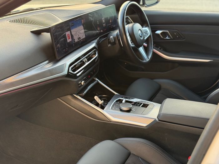 BMW 3 Series 2024