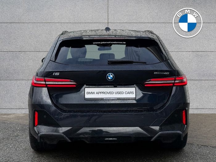 BMW i5 2025