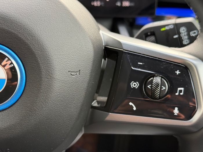 BMW i5 2025