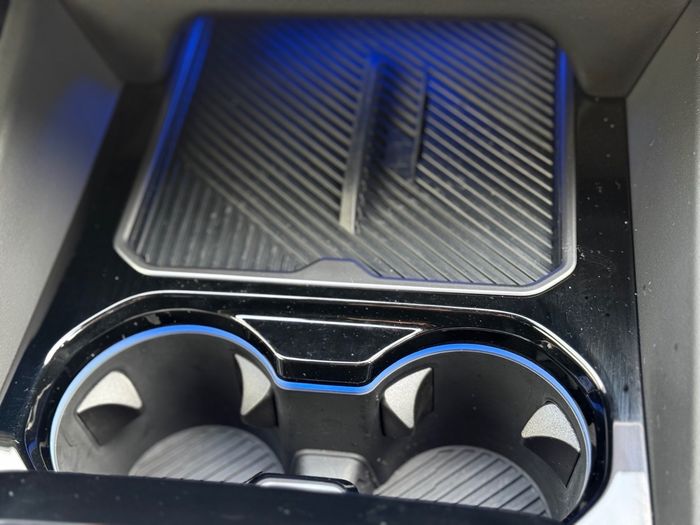 BMW i5 2025