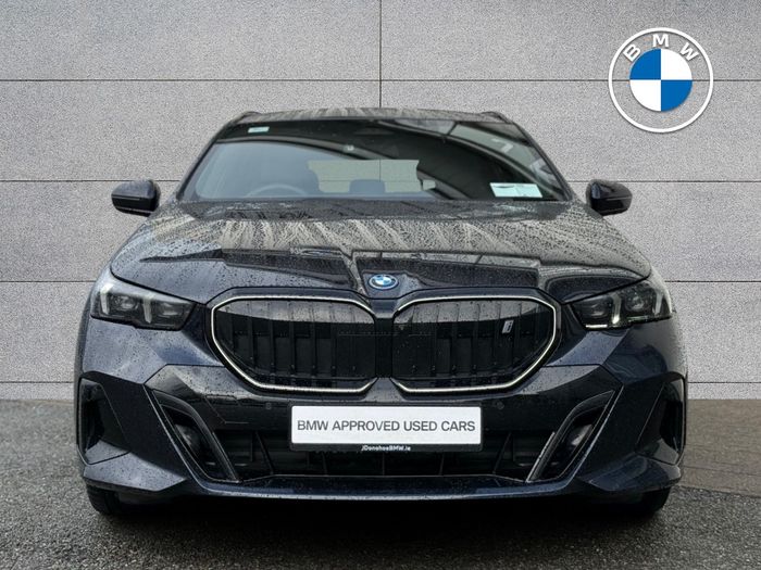 BMW i5 2025