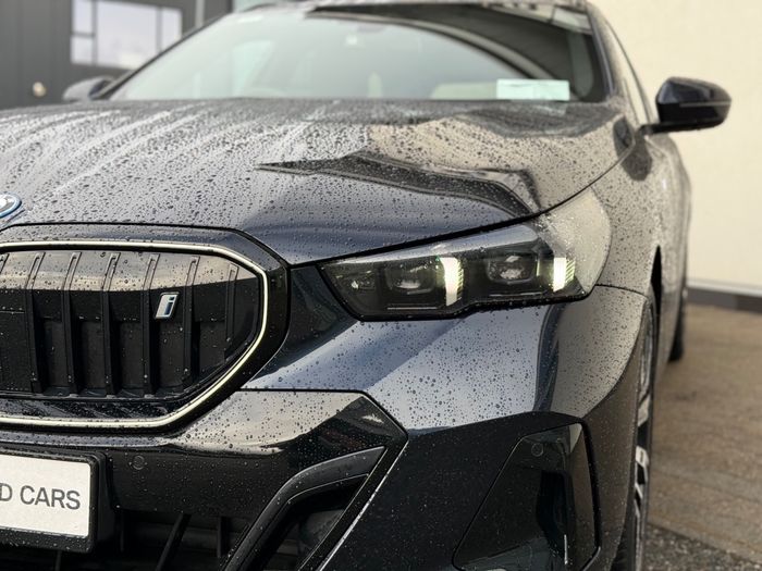 BMW i5 2025