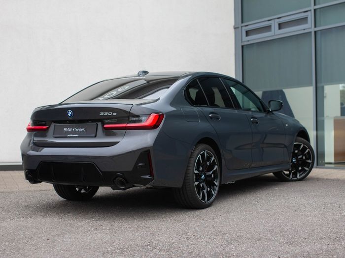 BMW 3 Series 2026