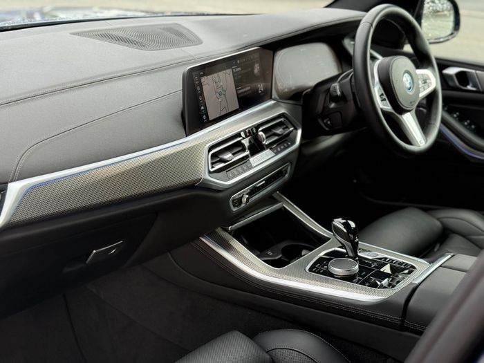 BMW X5 2023