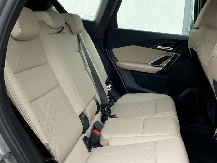 BMW iX1 2024
