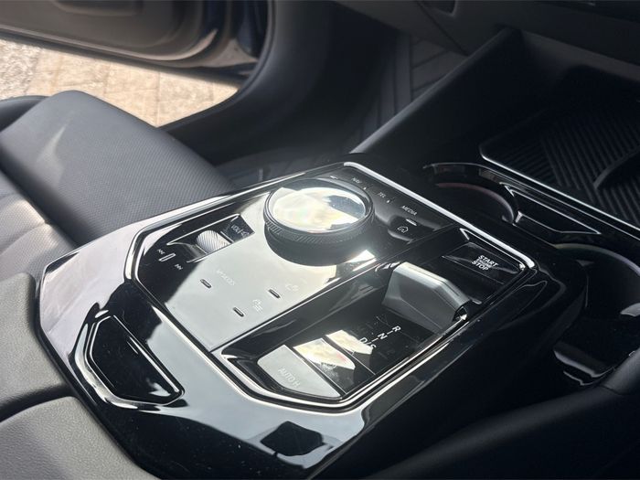 BMW 5 Series 2024