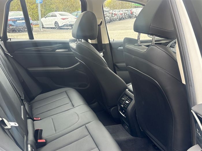 BMW X3 2023