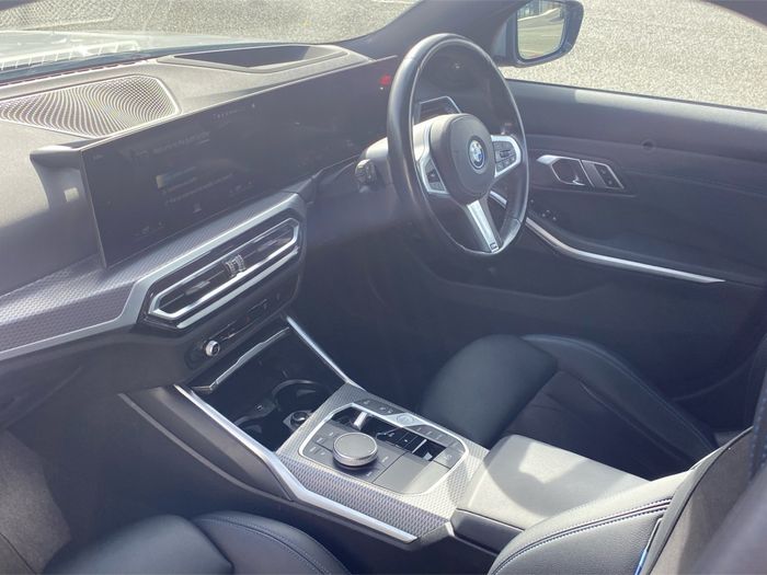 BMW 3 Series 2023